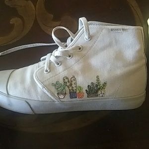 BANGS Hightops